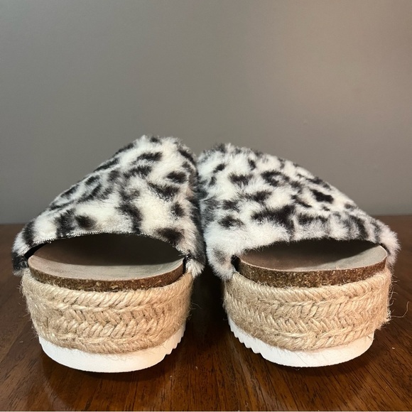 Dolce Vita Leopard Print Faux Fur Platform Sandals women’s size 8. - Picture 4 of 13